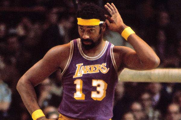 哈登与杜兰特：篮球场上的天赋对决（哈登VS杜兰特：球场上的天赋之战）