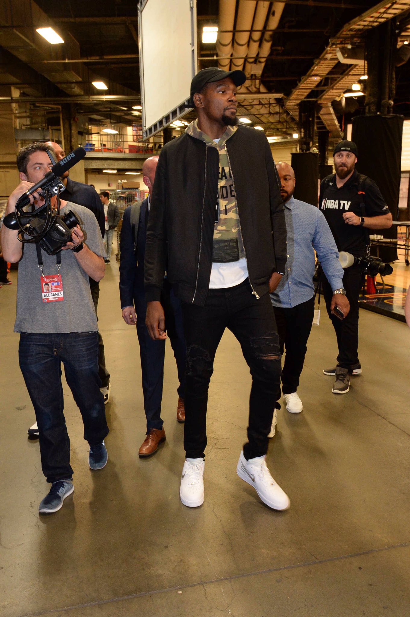 业余与职业的真正差距（业余与职业的本质区别）