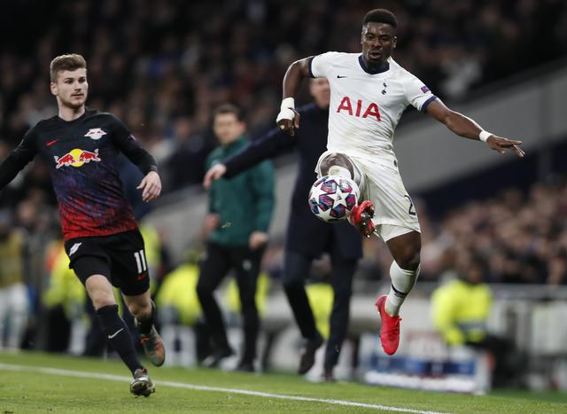 英超-B费双响姆贝莫破门芒特建功 曼联4-1狼队升至第六（英超-曼联4-1狼队升至第六：B费梅开二度，姆贝莫破门，芒特建功）