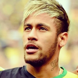 载入史册！阿根廷晒球队卡塔尔世界杯夺冠海报，梅西捧杯C位（铭刻史册！阿根廷发布卡塔尔世界杯冠军海报，梅西捧杯居C位）