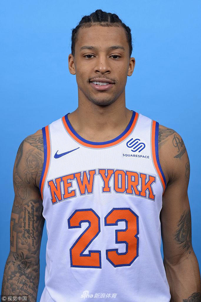 尝试新角色，德媒：罗伊斯将担任下周多特蒙德欧冠比赛评论员（罗伊斯尝鲜新身份：德媒称其下周出任多特欧冠解说员）