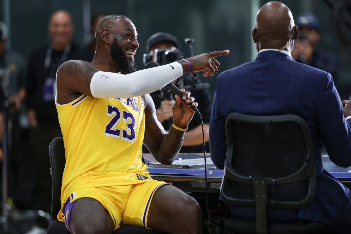 NBA球员专访：詹姆斯谈季后赛目标,（NBA独家专访：詹姆斯畅谈季后赛目标）